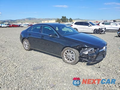 Czwarte zdjęcie samochodu z boku: 2021 MERCEDES-BENZ A 220 VIN:W1K3G4EB6MJ288610 - miniatura