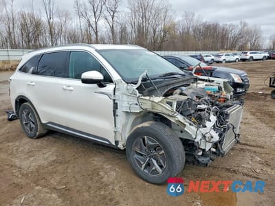 Czwarte zdjęcie samochodu z boku: 2022 KIA SORENTO HYBRID S VIN:KNDRG4LG1N5069101 - miniatura
