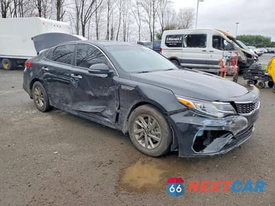 Czwarte zdjęcie samochodu z boku: 2019 KIA OPTIMA LX VIN:5XXGT4L39KG338680 - miniatura