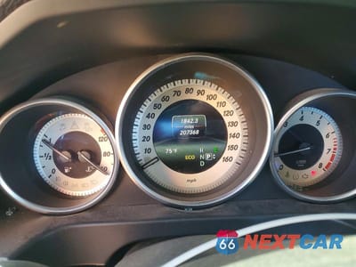 Zdjęcie 9 z 12 samochodu: 2014 MERCEDES-BENZ E 350 VIN:WDDHF5KB5EB041674 - miniatura