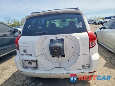 Zdjęcie 6 z 13 samochodu: 2006 TOYOTA RAV4 BASE VIN:JTMZD33V265008889 - miniatura
