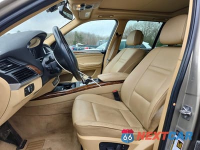 Zdjęcie 7 z 12 samochodu: 2012 BMW X5 XDRIVE35I VIN:5UXZV4C59CL762672 - miniatura
