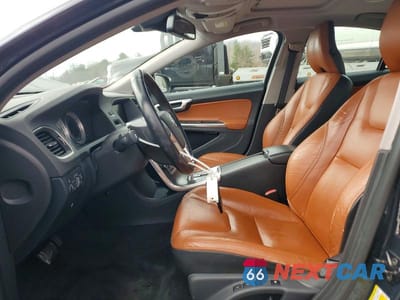 Zdjęcie 7 z 11 samochodu: 2012 VOLVO S60 T5 VIN:YV1622FS6C2022404 - miniatura