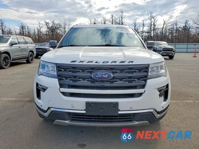 Piąte zdjęcie samochodu w środku: 2019 FORD EXPLORER XLT VIN:1FM5K8D82KGB00797 - miniatura