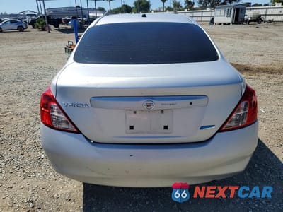 Zdjęcie 6 z 13 samochodu: 2013 NISSAN VERSA 1.6 S VIN:3N1CN7AP1DL821249 - miniatura
