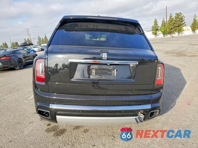 Zdjęcie 6 z 12 samochodu: 2020 ROLLS-ROYCE CULLINAN VIN:SLATV4C00LU200933 - miniatura