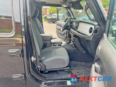 Piąte zdjęcie samochodu w środku: 2025 JEEP WRANGLER SPORT VIN:1C4PJXDN5SW643261 - miniatura