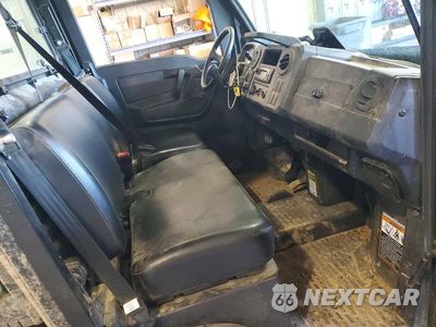 Piąte zdjęcie samochodu w środku: 2020 JOHN DEERE XUV835M UTILITY VEHICLE VIN:1M0835MDKLM030957 - miniatura