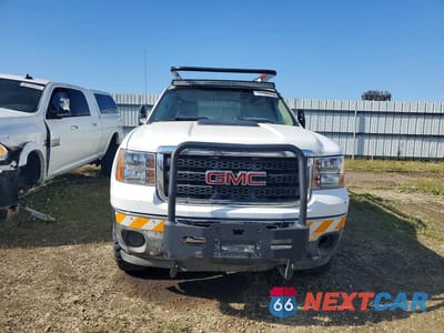 Piąte zdjęcie samochodu w środku: 2012 GMC SIERRA K3500 VIN:1GT422C84CF172994 - miniatura