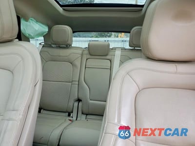 Zdjęcie 10 z 13 samochodu: 2020 LINCOLN CORSAIR RESERVE VIN:5LMCJ2C96LUL18565 - miniatura
