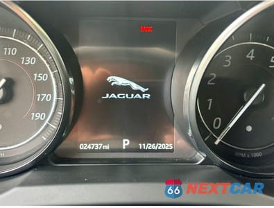 Zdjęcie 8 z 14 samochodu: 2020 JAGUAR F-TYPE VIN:SAJDD5GX0LCK69156 - miniatura