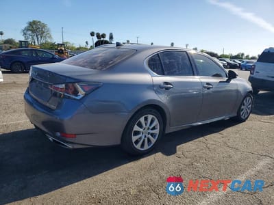Trzecie zdjęcie samochodu z tyłu: 2016 LEXUS GS 200T BASE VIN:JTHBA1BL9GA002044 - miniatura