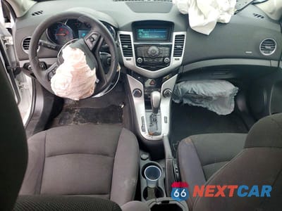 Zdjęcie 8 z 12 samochodu: 2015 CHEVROLET CRUZE LT VIN:1G1PC5SB1F7135918 - miniatura