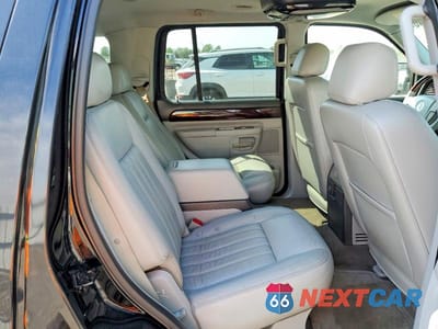 Zdjęcie 11 z 13 samochodu: 2004 LINCOLN AVIATOR VIN:5LMEU88H54ZJ25301 - miniatura