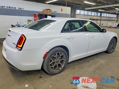 Trzecie zdjęcie samochodu z tyłu: 2017 CHRYSLER 300 S VIN:2C3CCAGG6HH527002 - miniatura