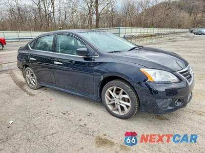 Czwarte zdjęcie samochodu z boku: 2014 NISSAN SENTRA SR VIN:3N1AB7AP0EY335102 - miniatura