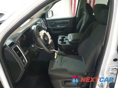 Zdjęcie 7 z 11 samochodu: 2019 RAM 1500 CLASSIC SLT VIN:1C6RR7GGXKS705718 - miniatura