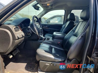 Zdjęcie 7 z 11 samochodu: 2010 CHEVROLET SILVERADO K1500 LTZ VIN:3GCRKTE35AG161706 - miniatura