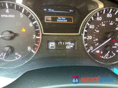 Zdjęcie 8 z 10 samochodu: 2013 NISSAN PATHFINDER S VIN:5N1AR2MN3DC639940 - miniatura