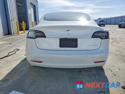 Zdjęcie 6 z 13 samochodu: 2022 TESLA MODEL 3 VIN:5YJ3E1EB0NF158491 - miniatura
