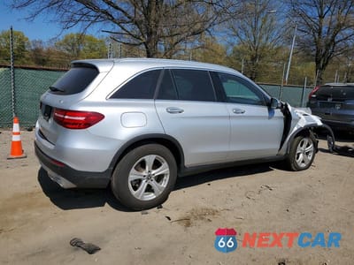 Trzecie zdjęcie samochodu z tyłu: 2017 MERCEDES-BENZ GLC 300 4MATIC VIN:WDC0G4KB4HF260406 - miniatura