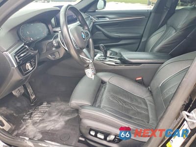 Zdjęcie 7 z 12 samochodu: 2021 BMW 530 I VIN:WBA53BH03MCF97601 - miniatura
