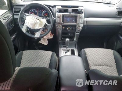 Zdjęcie 8 z 13 samochodu: 2018 TOYOTA 4RUNNER SR5 VIN:JTEZU5JR8J5181998 - miniatura