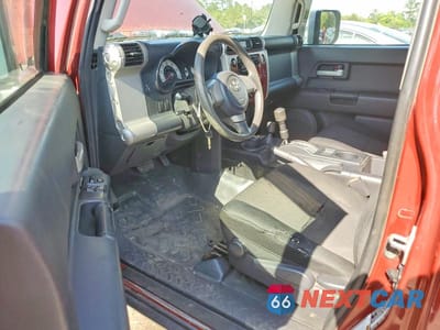 Zdjęcie 8 z 13 samochodu: 2008 TOYOTA FJ CRUISER BASE VIN:JTEBU11F78K041646 - miniatura
