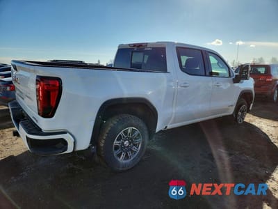 Trzecie zdjęcie samochodu z tyłu: 2025 GMC SIERRA K1500 AT4 VIN:3GTUUEEL7SG314801 - miniatura