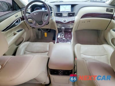 Zdjęcie 8 z 13 samochodu: 2015 INFINITI Q70L 3.7 VIN:JN1BY1PP6FM601962 - miniatura