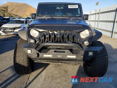 Piąte zdjęcie samochodu w środku: 2014 JEEP WRANGLER UNLIMITED SPORT VIN:1C4BJWDGXEL298269 - miniatura