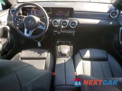 Zdjęcie 8 z 12 samochodu: 2021 MERCEDES-BENZ A 220 VIN:W1K3G4EB6MJ288610 - miniatura