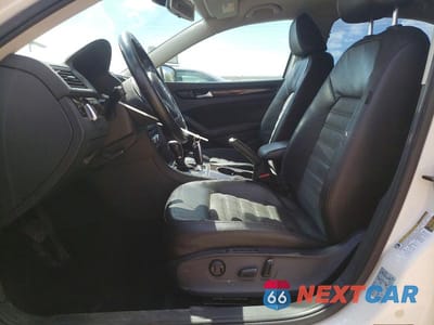 Zdjęcie 7 z 12 samochodu: 2014 VOLKSWAGEN PASSAT SEL VIN:1VWCT7A34EC087779 - miniatura