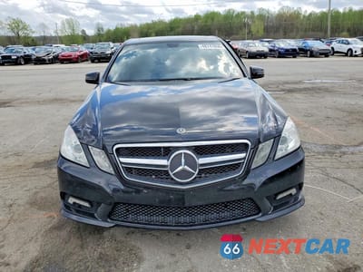 Piąte zdjęcie samochodu w środku: 2011 MERCEDES-BENZ E 350 VIN:WDDHF5GB4BA426038 - miniatura