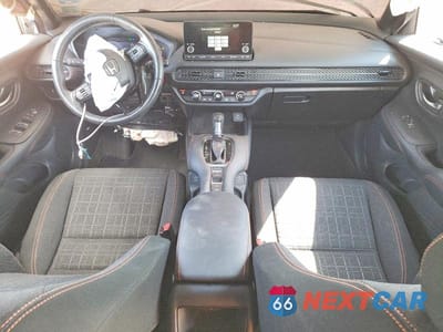 Zdjęcie 8 z 12 samochodu: 2024 HONDA HR-V SPORT VIN:3CZRZ2H51RM723434 - miniatura