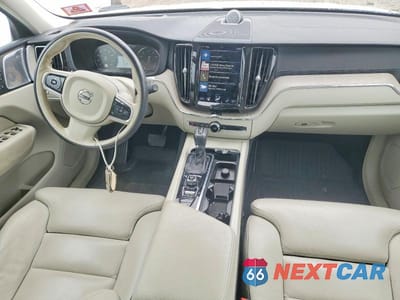 Zdjęcie 8 z 13 samochodu: 2018 VOLVO XC60 T6 INSCRIPTION VIN:YV4A22RL5J1021037 - miniatura