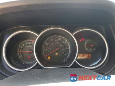 Zdjęcie 9 z 13 samochodu: 2011 NISSAN VERSA 1.8 S VIN:3N1BC1CP5BL480057 - miniatura