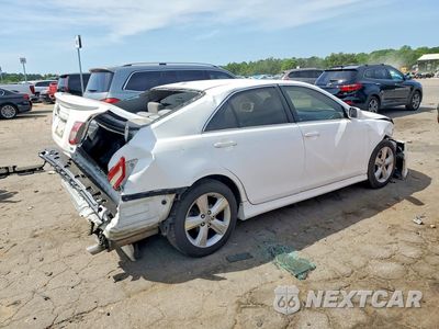 Trzecie zdjęcie samochodu z tyłu: 2010 TOYOTA CAMRY SE VIN:4T1BF3EK2AU550597 - miniatura
