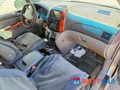 Zdjęcie 8 z 13 samochodu: 2006 TOYOTA SIENNA XLE LIMITED 7 PASSENGER VIN:5TDBA22C56S068440 - miniatura