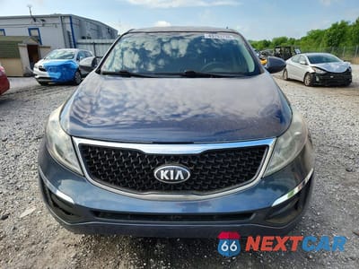 Piąte zdjęcie samochodu w środku: 2014 KIA SPORTAGE LX VIN:KNDPB3AC0E7568606 - miniatura