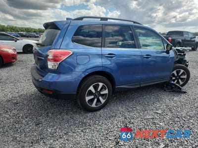 Trzecie zdjęcie samochodu z tyłu: 2018 SUBARU FORESTER 2.5I LIMITED VIN:JF2SJAJC2JH439256 - miniatura