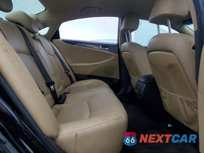 Zdjęcie 10 z 12 samochodu: 2013 HYUNDAI SONATA HYBRID VIN:KMHEC4A43DA101535 - miniatura