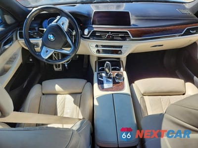 Zdjęcie 8 z 11 samochodu: 2019 BMW 740 I VIN:WBA7E2C58KB217299 - miniatura