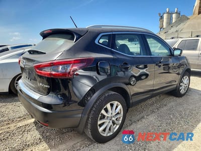 Trzecie zdjęcie samochodu z tyłu: 2021 NISSAN ROGUE SPORT SV VIN:JN1BJ1BW7MW421328 - miniatura