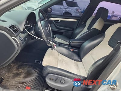 Zdjęcie 7 z 12 samochodu: 2005 AUDI S4 VIN:WAUPL68E25A020371 - miniatura