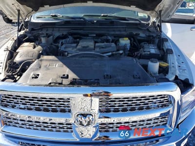 Zdjęcie 11 z 12 samochodu: 2015 RAM 2500 LARAMIE VIN:3C6UR5KL5FG581907 - miniatura
