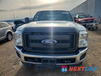 Piąte zdjęcie samochodu w środku: 2015 FORD F250 SUPER DUTY VIN:1FT7X2B6XFED37570 - miniatura
