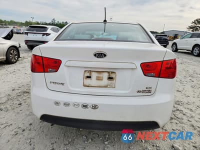 Zdjęcie 6 z 12 samochodu: 2012 KIA FORTE EX VIN:KNAFU4A24C5564289 - miniatura