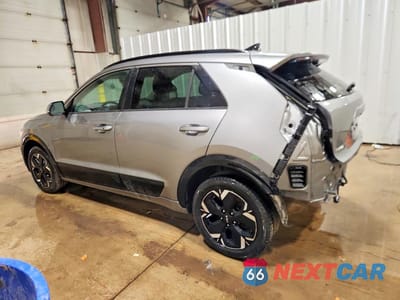 Drugie zdjęcie samochodu z przodu: 2023 KIA NIRO EV WIND VIN:KNDCR3L18P5072683 - miniatura