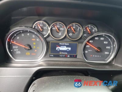 Zdjęcie 9 z 12 samochodu: 2019 CHEVROLET SILVERADO K1500 RST VIN:1GCRYEED8KZ211888 - miniatura